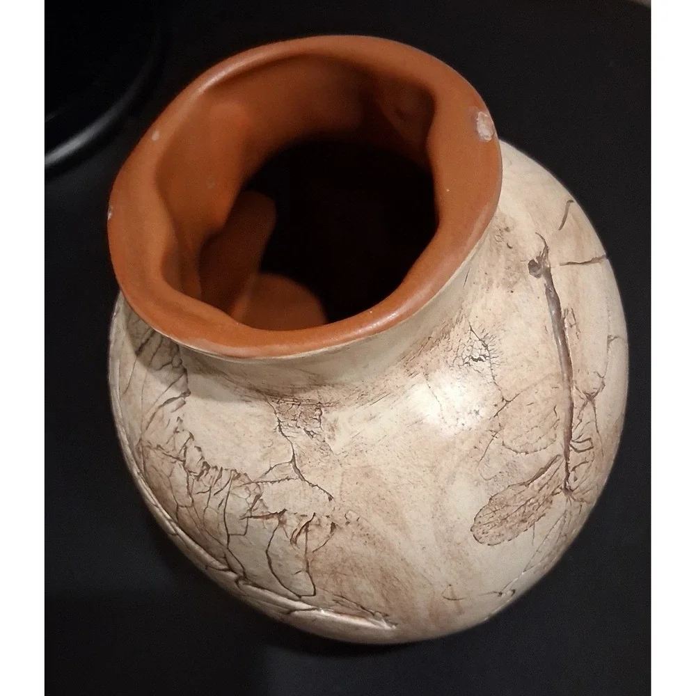 Getty Signed Studio Pottery Vase Incised Leaf Grass Earthy Terracotta 5.5 Inch